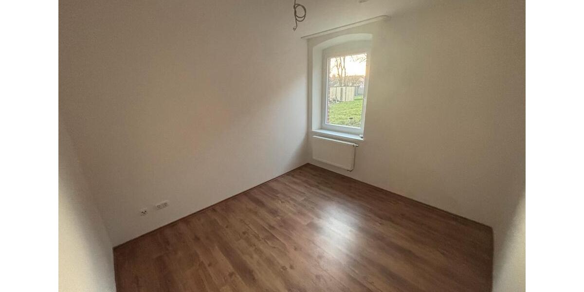 Erdgeschoßwohnung Furth im Wald - 5 Zimmer, 125 m&sup2;, 650&euro; | Angebot:25804182
