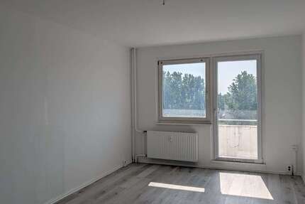 Wohnung Staßfurt - 4 Zimmer, 86 m&sup2;, 411&euro; | Angebot:22433393