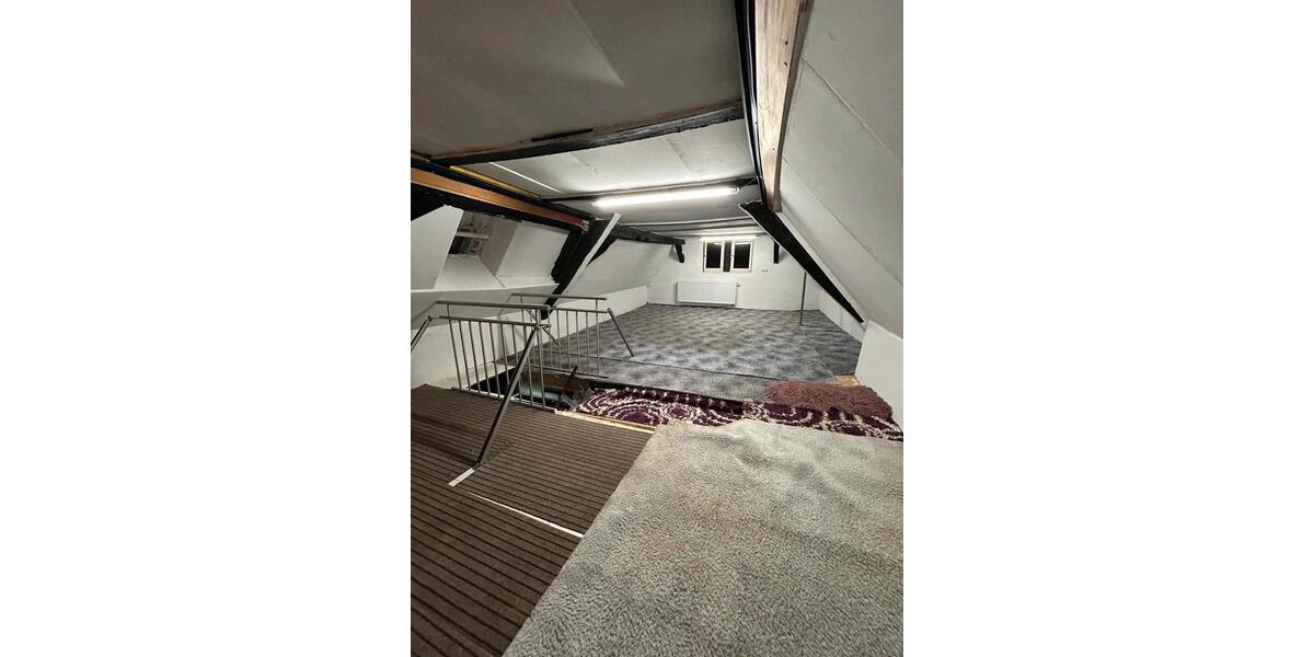 Einfamilienhaus Amöneburg - 7 Zimmer, 130 m&sup2;, 850&euro; | Angebot:26636419