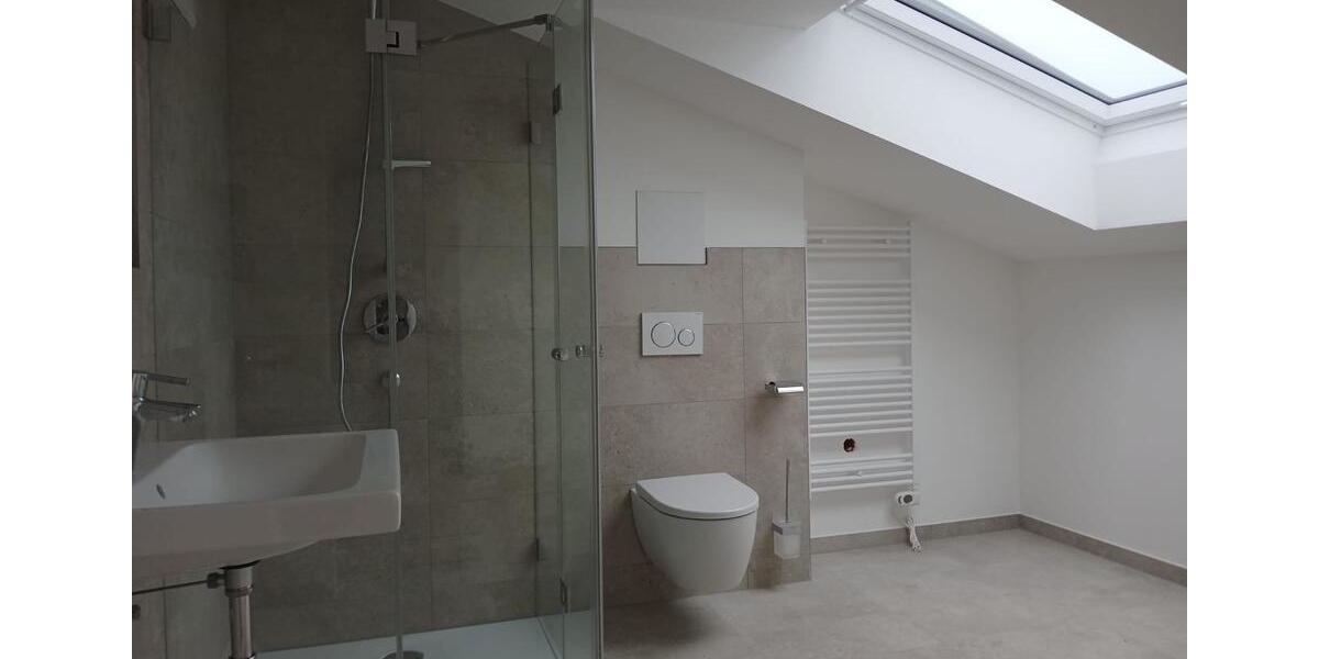 Dachgeschoßwohnung Satteldorf - 1 Zimmer, 43 m&sup2;, 695&euro; | Angebot:23809097