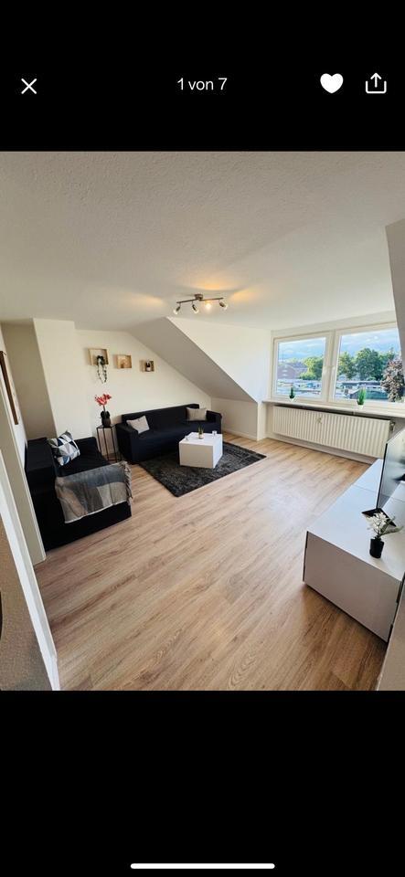 Duisburg- Renovierte, lichtdurchflutete 2,5 Zimmer Wohnung zimmer