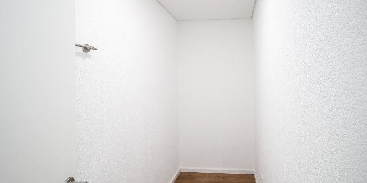 Modernisierte 2-Zimmer-Wohnung mit Einbauküche in Oberndorf a. N. - Etagenwohnung Oberndorf | Angebot:27261626