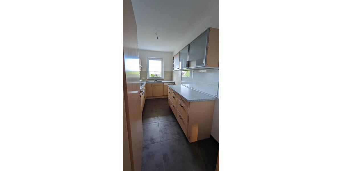 Erdgeschoßwohnung Newel - 2.5 Zimmer, 77 m&sup2;, 1.200&euro; | Angebot:24831980