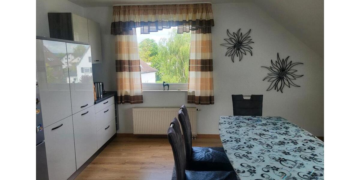 Dachgeschoßwohnung Stadtoldendorf - 2 Zimmer, 85 m&sup2;, 800&euro; | Angebot:26458007