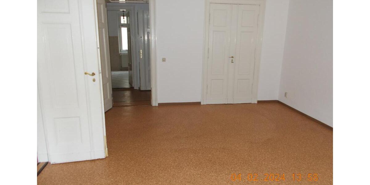 Etagenwohnung Altdöbern - 3 Zimmer, 100 m&sup2;, 700&euro; | Angebot:24705114