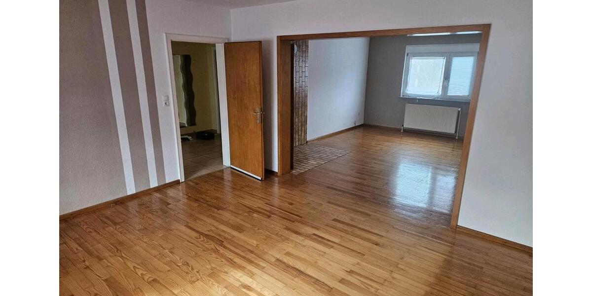 Einfamilienhaus Breunigweiler - 4 Zimmer, 115 m&sup2;, 700&euro; | Angebot:25917295