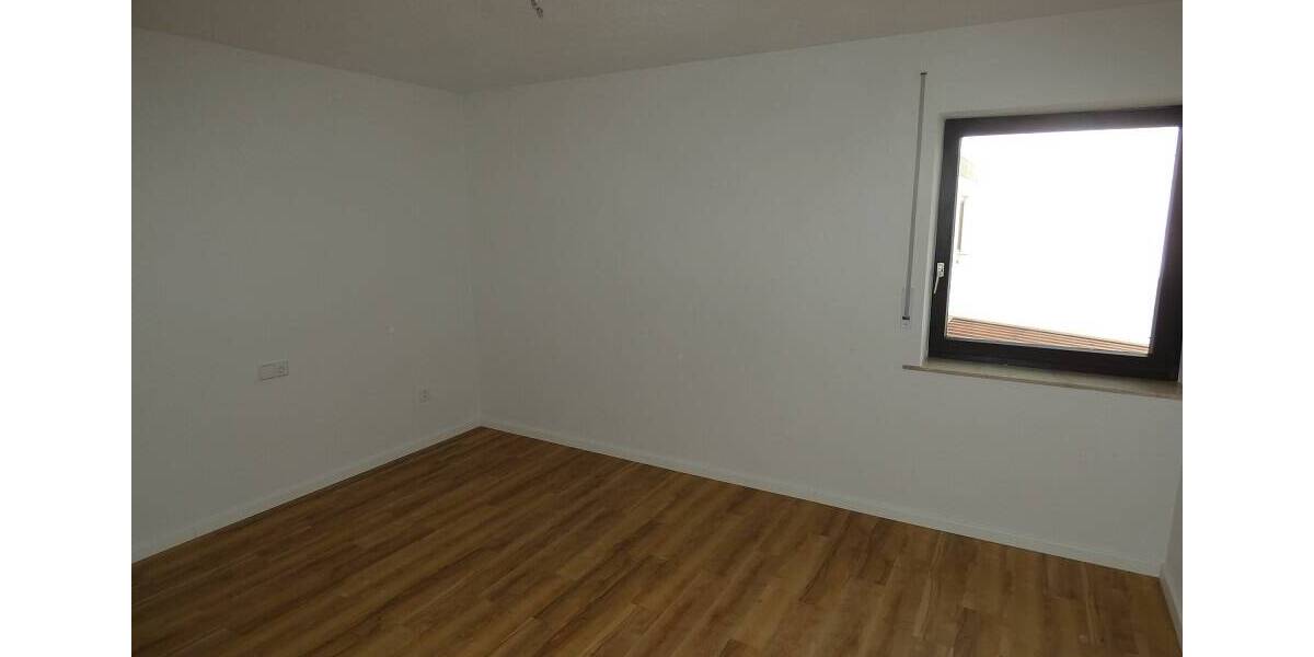 Etagenwohnung Stödtlen - 3 Zimmer, 115 m&sup2;, 890&euro; | Angebot:25800882