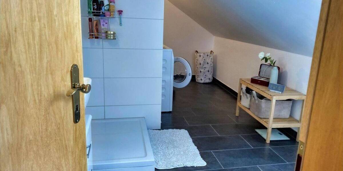 Etagenwohnung Birkenfeld - 2 Zimmer, 76 m&sup2;, 760&euro; | Angebot:26763398