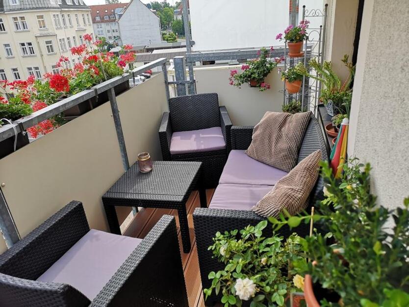 schicke helle 3-Raum-Wohnung mit Balkon und neuem BadeZimmer