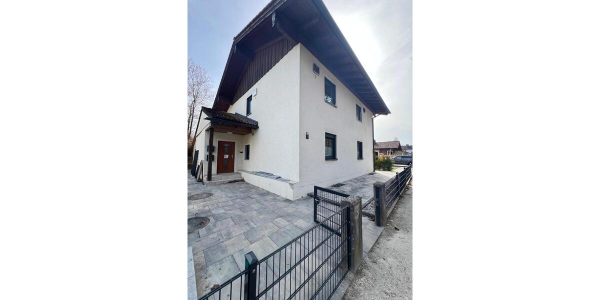 Etagenwohnung Freilassing - 4 Zimmer, 90 m&sup2;, 1.480&euro; | Angebot:25973540