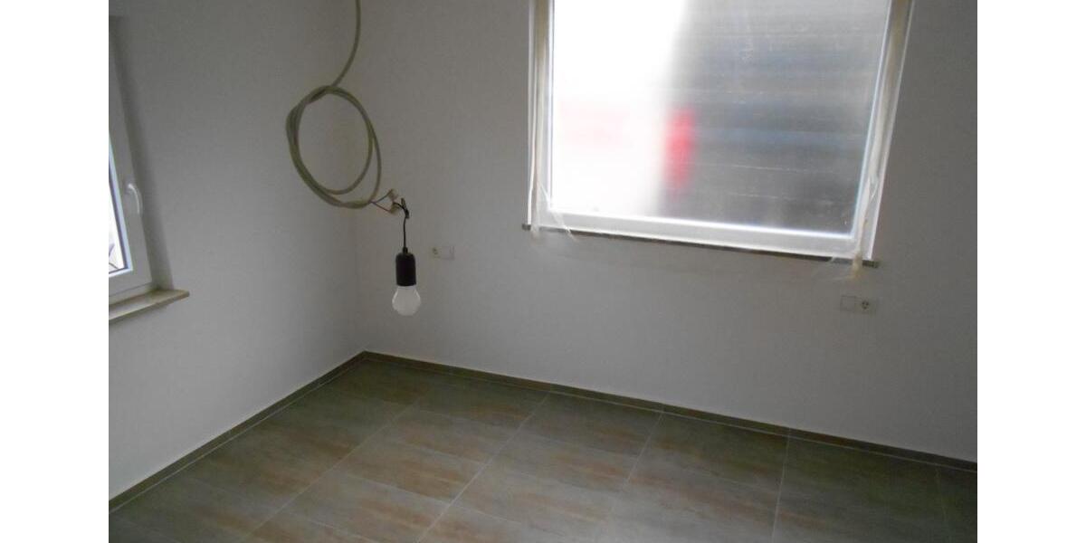 Erdgeschoßwohnung Holzmaden - 2.5 Zimmer, 63 m&sup2;, 780&euro; | Angebot:25543338