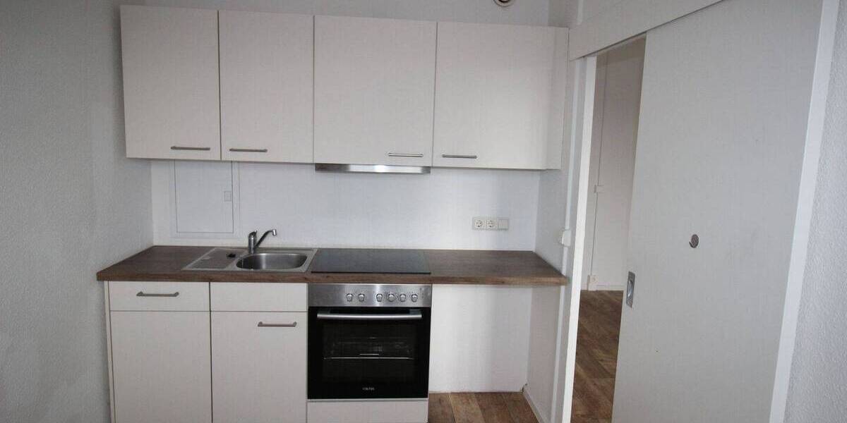 3-Raum-Wohnung, EBK,Balkon, nach Sanierung 3 zimmer