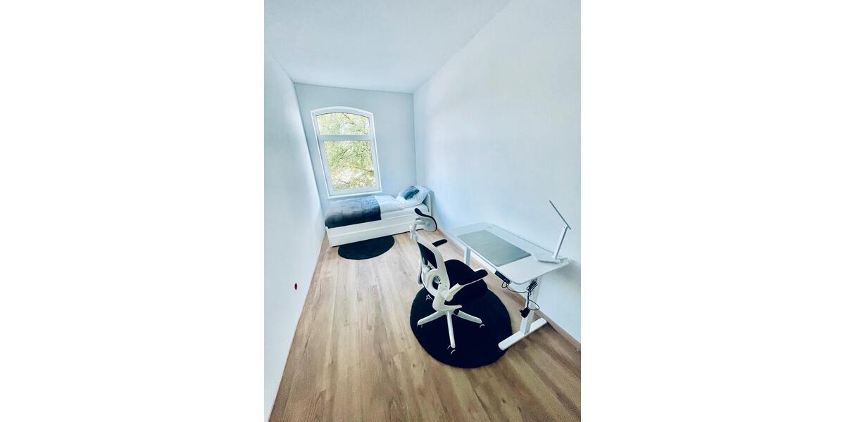 Wohnen auf Zeit Hannover Herrenhausen-Stöcken - 1 Zimmer, 14 m&sup2;, 290&euro; | Angebot:26642662