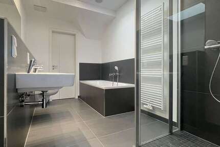 Wohnung zum Mieten in Chemnitz 1.261,50 € 114.7 m²