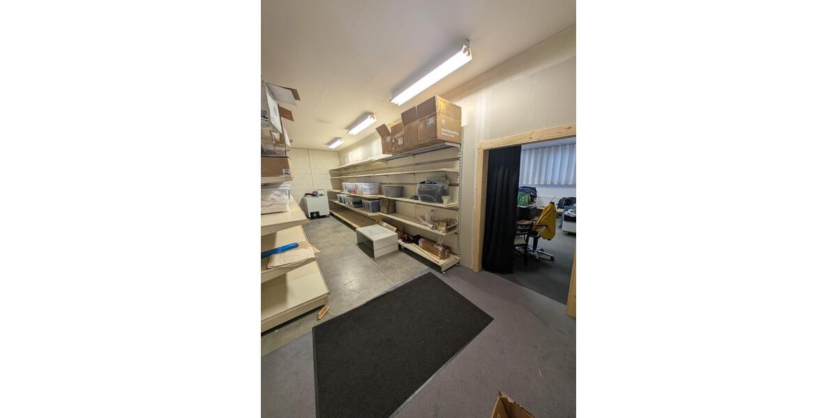 Gewerbeobjekt Hallstadt - 2.200&euro; | Angebot:24622177