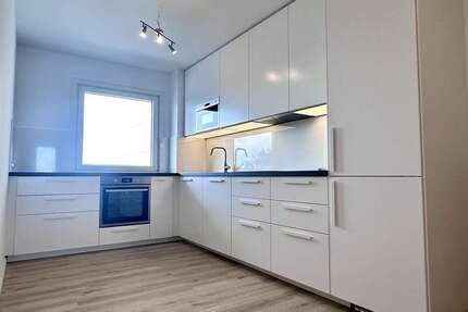 Wohnung Pinneberg - 3 Zimmer, 85 m&sup2;, 1.220&euro; | Angebot:25158977