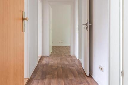 Wohnung Schönebeck (Elbe) - 3 Zimmer, 61 m&sup2;, 358&euro; | Angebot:25431882