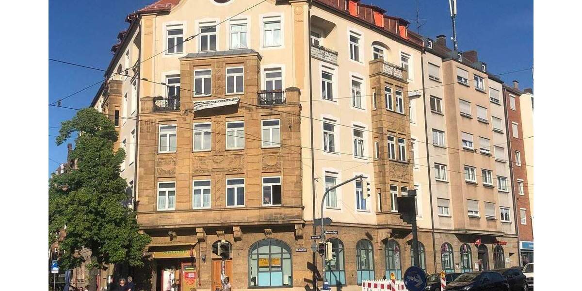 Stilvolle 4,5-Zimmer-Wohnung in schönem Altbau - auch WG-geeignet! 4 zimmer