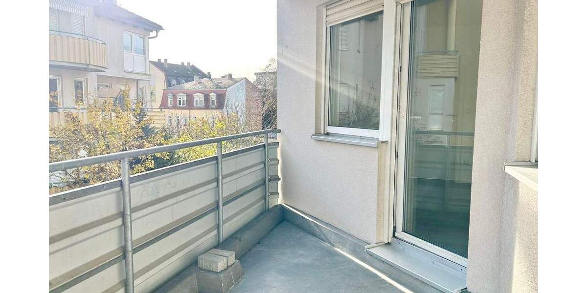 Etagenwohnung Fürth Nordstadt - 2 Zimmer, 75 m&sup2;, 790&euro; | Angebot:26344001