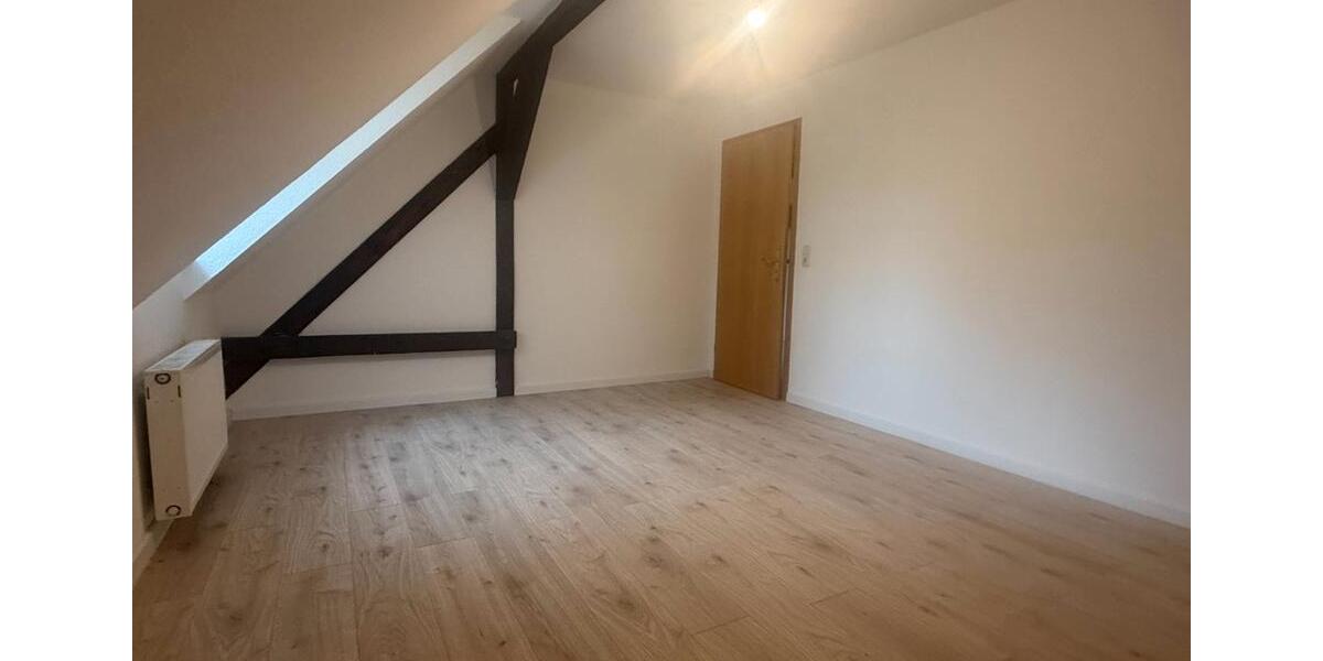 Dachgeschoßwohnung Halberstadt - 3 Zimmer, 78 m&sup2;, 390&euro; | Angebot:26144986