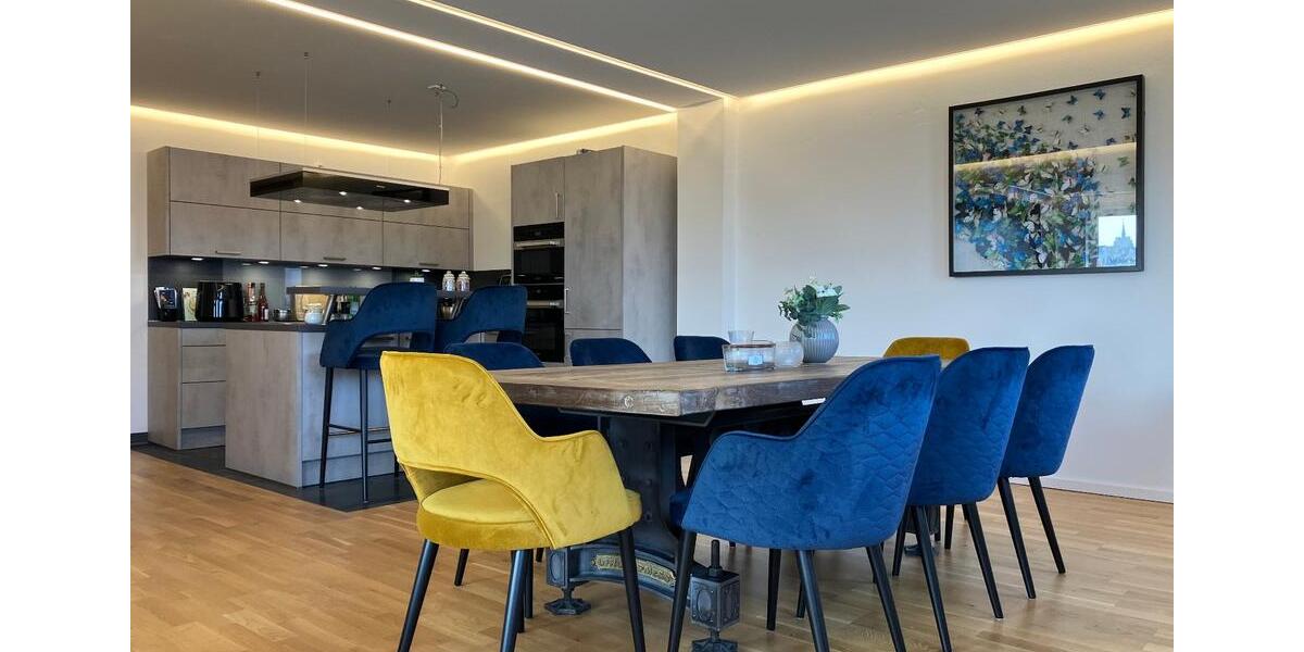 Etagenwohnung Rostock Hansaviertel - 4 Zimmer, 154 m&sup2;, 2.000&euro; | Angebot:23620104