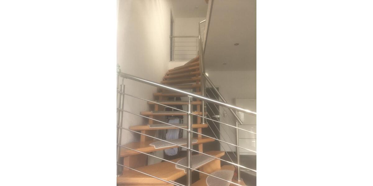 Maisonettenwohnung Pfullingen - 3.5 Zimmer, 131 m&sup2;, 950&euro; | Angebot:26581377