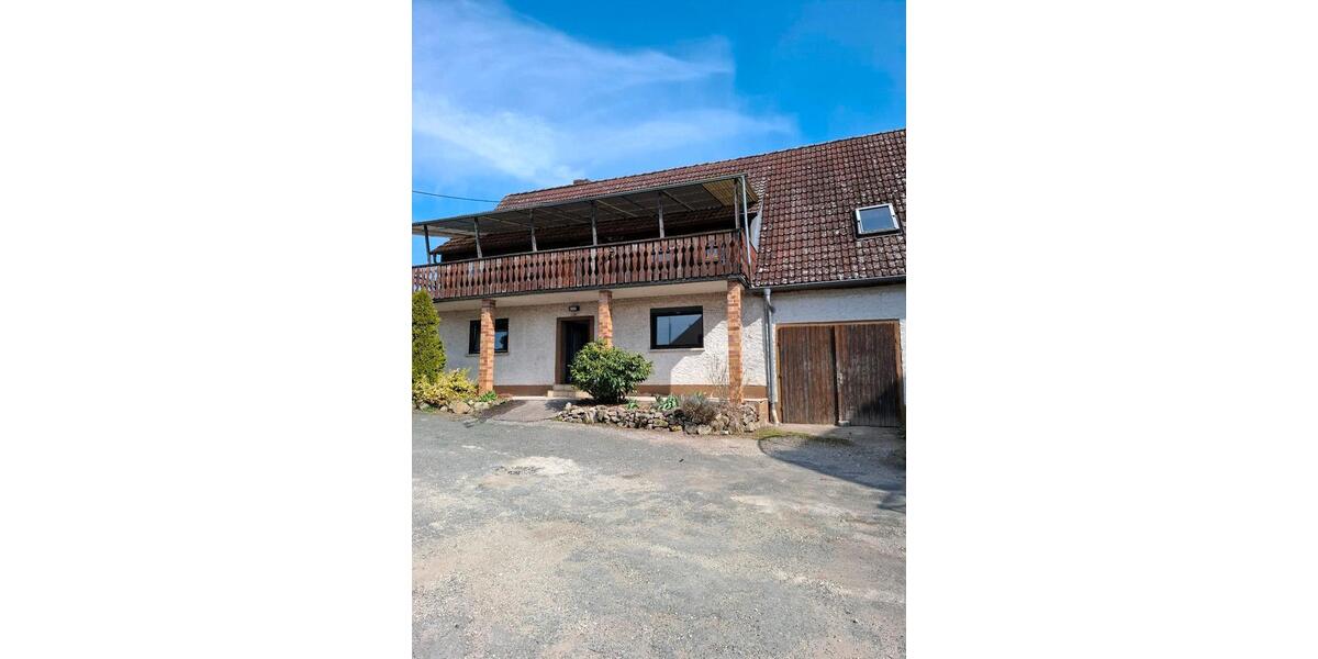 Bauernhaus, Landhaus Abenberg - 7 Zimmer, 200 m&sup2;, 1.200&euro; | Angebot:25872937