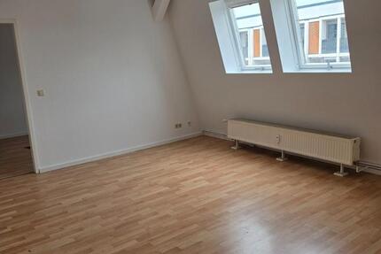 Wohnung Dessau-Roßlau Roßlau - 2 Zimmer, 42 m&sup2;, 330&euro; | Angebot:26544739