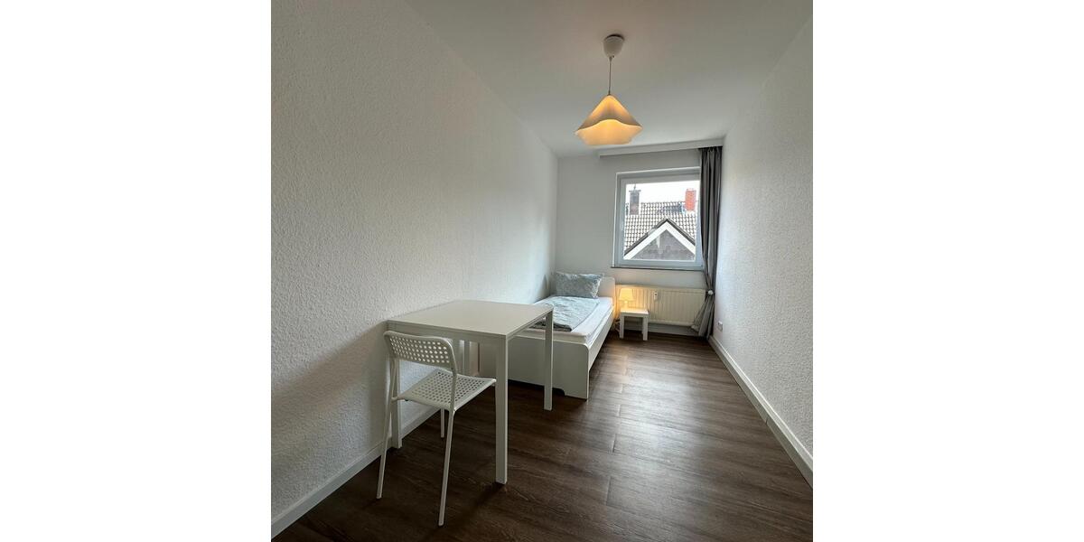 Wohnen auf Zeit Marl Alt-Marl - 10 Zimmer, 200 m&sup2;, 15&euro; | Angebot:22491888
