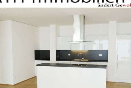 Wohnung zum Mieten in Mönchengladbach 1.698 € 156.77 m²