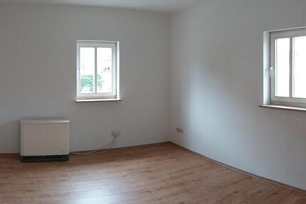 Vermiete kleines Haus 4 zimmer