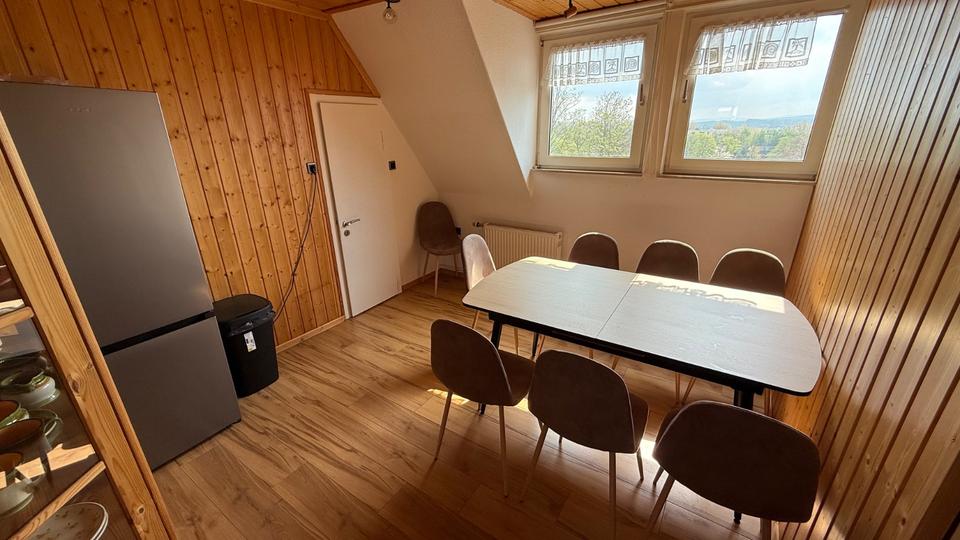 Wohnen auf Zeit Sarstedt - 10 Zimmer, 200 m&sup2;, 203&euro; | Angebot:21204459