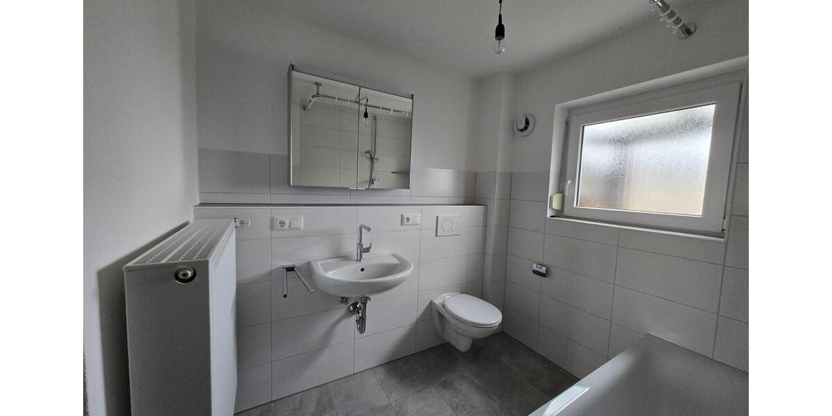 Dachgeschoßwohnung Ebelsbach - 3 Zimmer, 490&euro; | Angebot:22230792