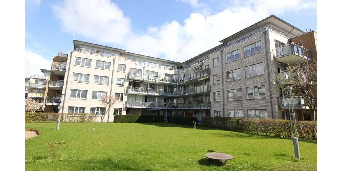Etagenwohnung Schwerin Altstadt - 2 Zimmer, 92 m&sup2;, 950&euro; | Angebot:27192627