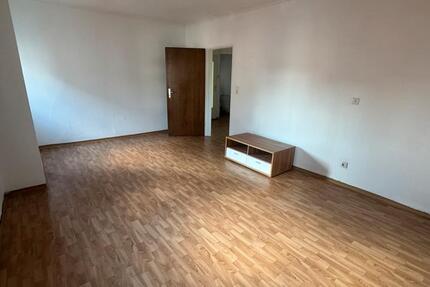 Wohnung Aalen - 3 Zimmer, 70 m&sup2;, 1.000&euro; | Angebot:25325037