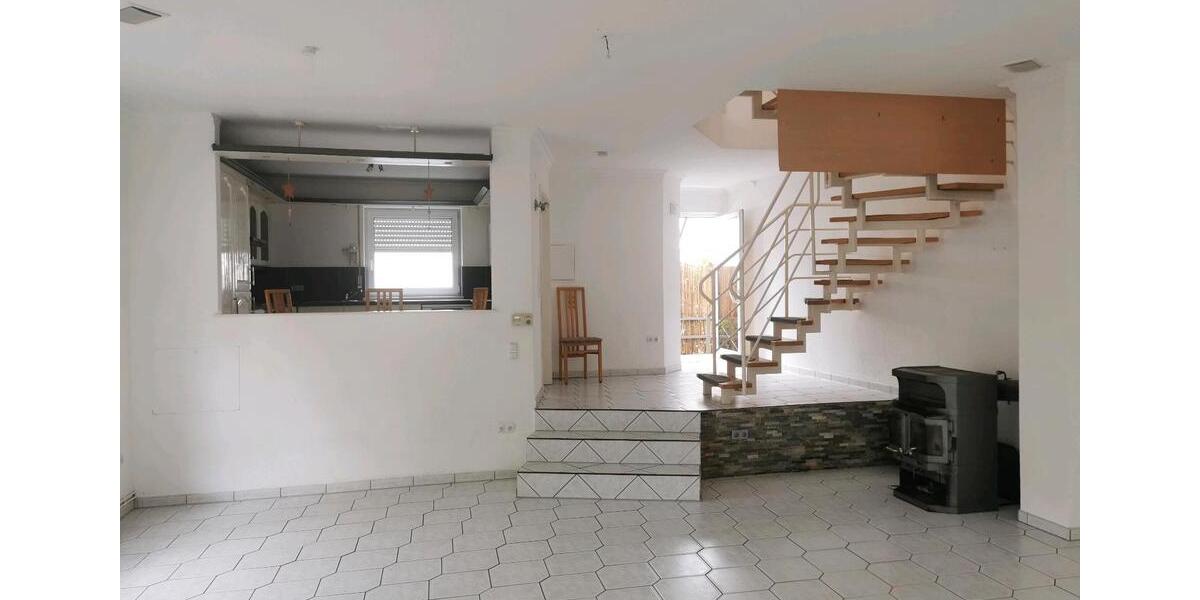 Maisonettenwohnung Sprendlingen - 3 Zimmer, 117 m&sup2;, 1.500&euro; | Angebot:24641727