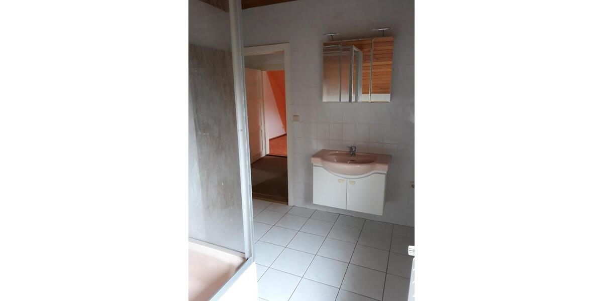 Dachgeschoßwohnung Falkenberg/Elster Elster - 3 Zimmer, 63 m&sup2;, 283&euro; | Angebot:26043895