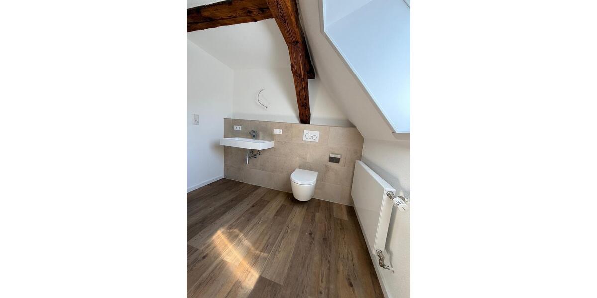 Erdgeschoßwohnung Lonnerstadt - 2.5 Zimmer, 83 m&sup2;, 829&euro; | Angebot:22658313