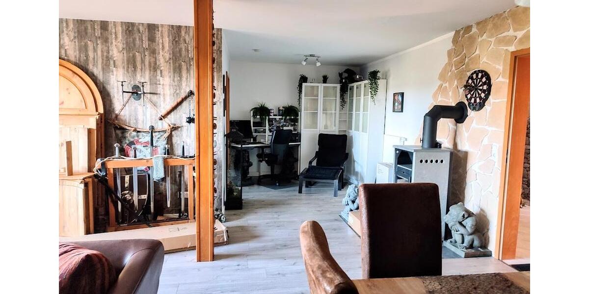 Etagenwohnung Hundsangen - 4 Zimmer, 140 m&sup2;, 1.200&euro; | Angebot:26230359