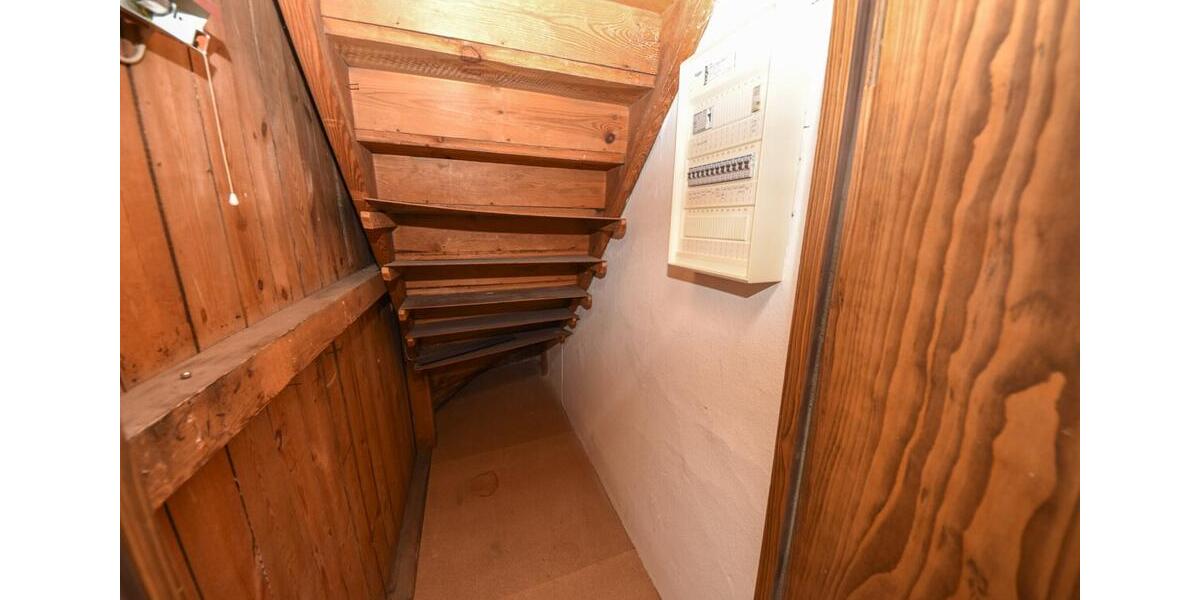 Dachgeschoßwohnung Aschaffenburg Österreicher Kolonie - 3.5 Zimmer, 105 m&sup2;, 1.080&euro; | Angebot:26536100