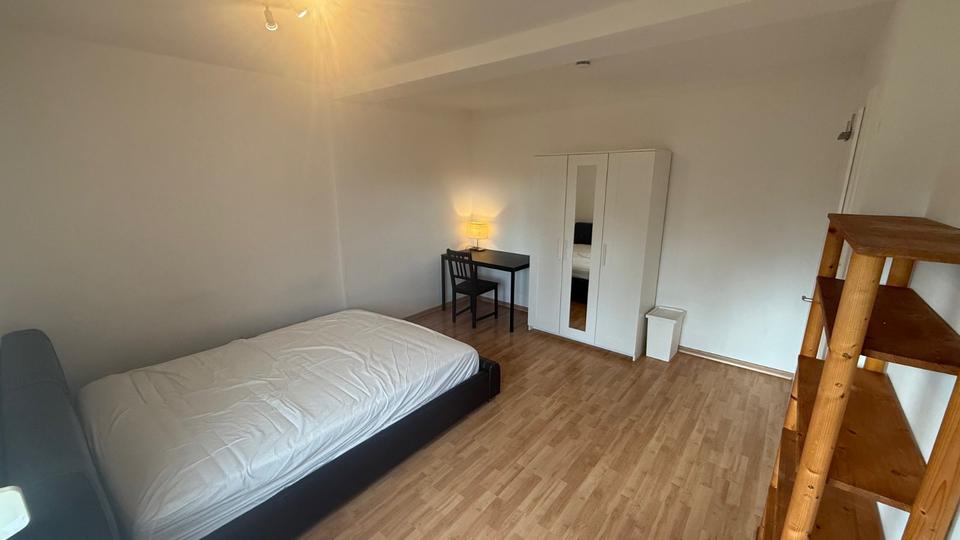 Wohnen auf Zeit Neubiberg - 1 Zimmer, 21 m&sup2;, 750&euro; | Angebot:24791042