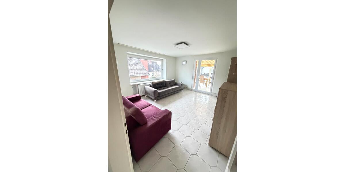 103 qm WOHNUNG - Zweifamilienhaus 3 zimmer