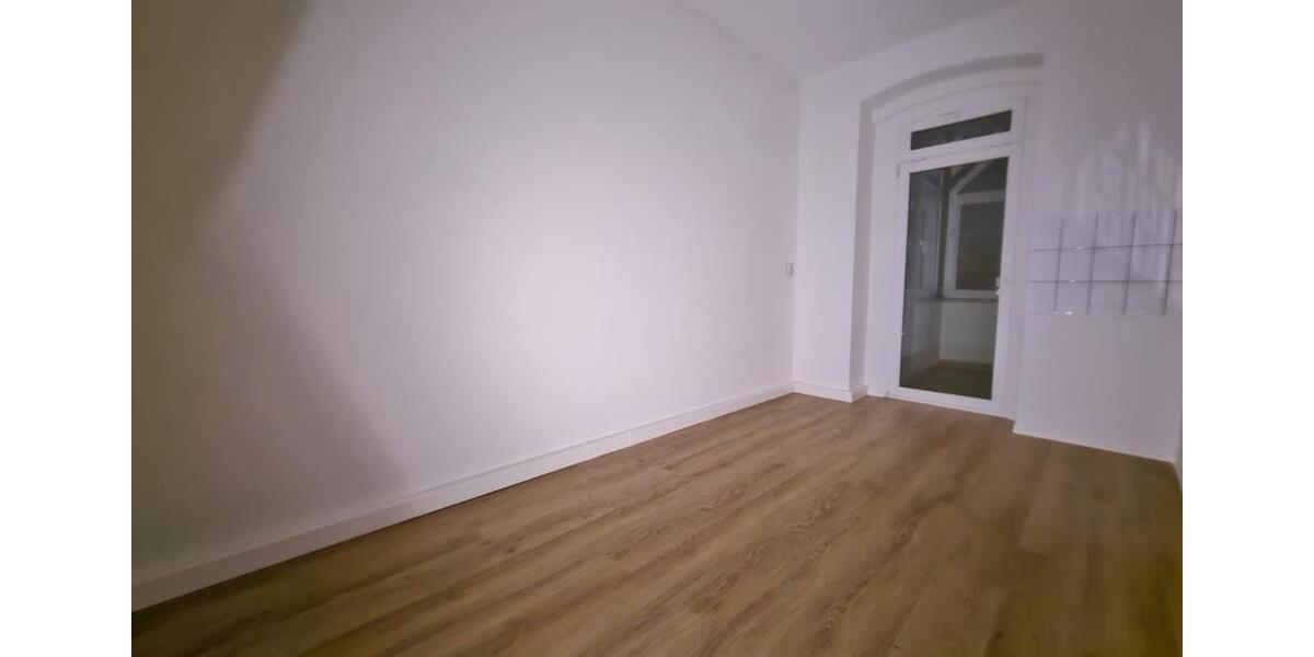 Etagenwohnung Altenburg - 4 Zimmer, 70 m&sup2;, 455&euro; | Angebot:25785344