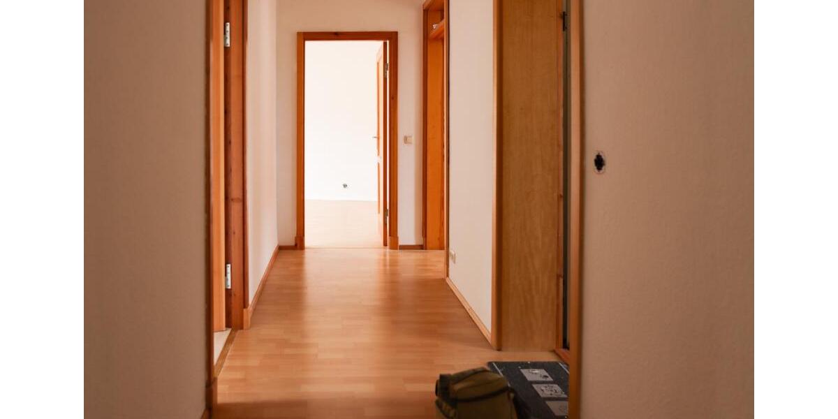 Etagenwohnung Bützow - 2 Zimmer, 79 m&sup2;, 788&euro; | Angebot:25208910