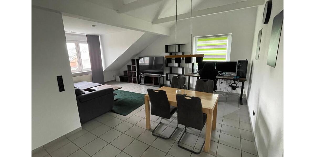 Helle 2-Zimmer Dachgeschosswohnung in ruhiger Lage 2 zimmer