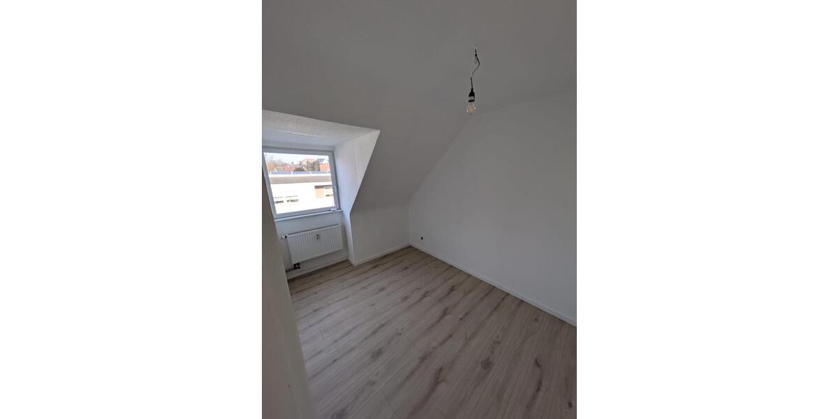 Dachgeschoßwohnung Denkte - 3 Zimmer, 55 m&sup2;, 700&euro; | Angebot:24660973