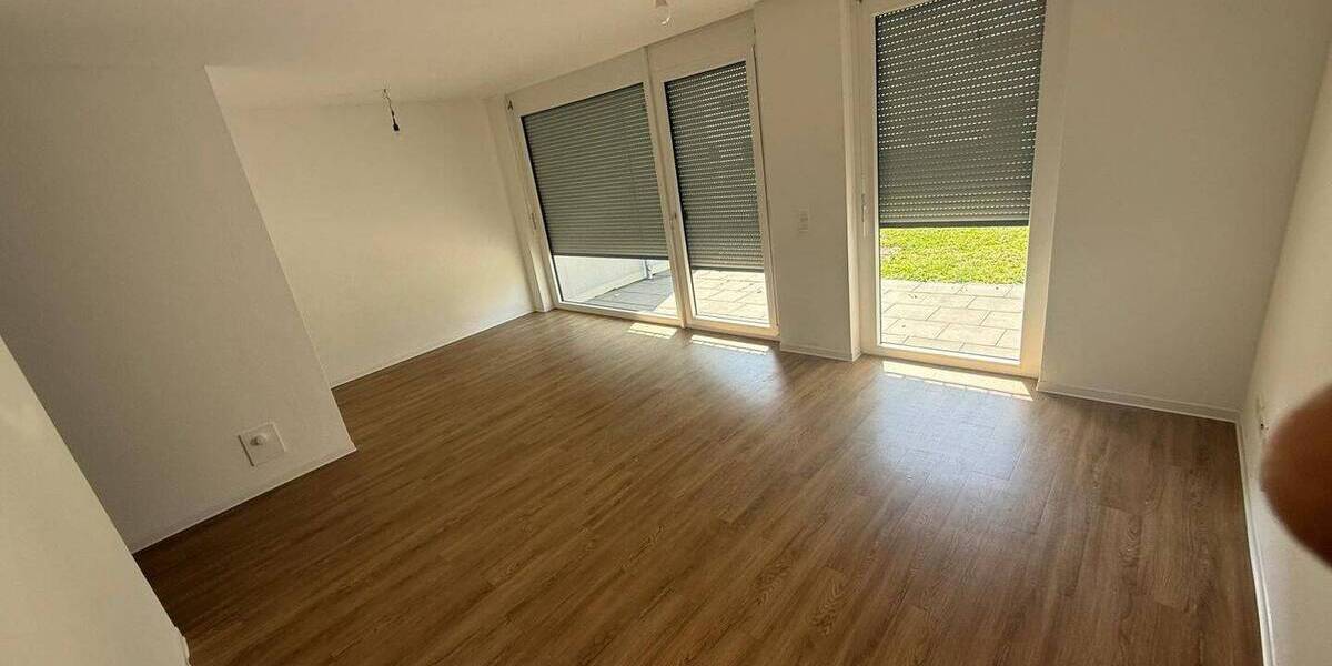 Etagenwohnung Esslingen am Neckar Weil - 3 Zimmer, 80 m&sup2;, 1.275&euro; | Angebot:26189583