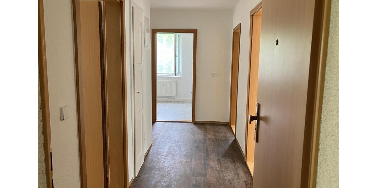 Etagenwohnung Niederwürschnitz - 3 Zimmer, 66 m&sup2;, 350&euro; | Angebot:26132617