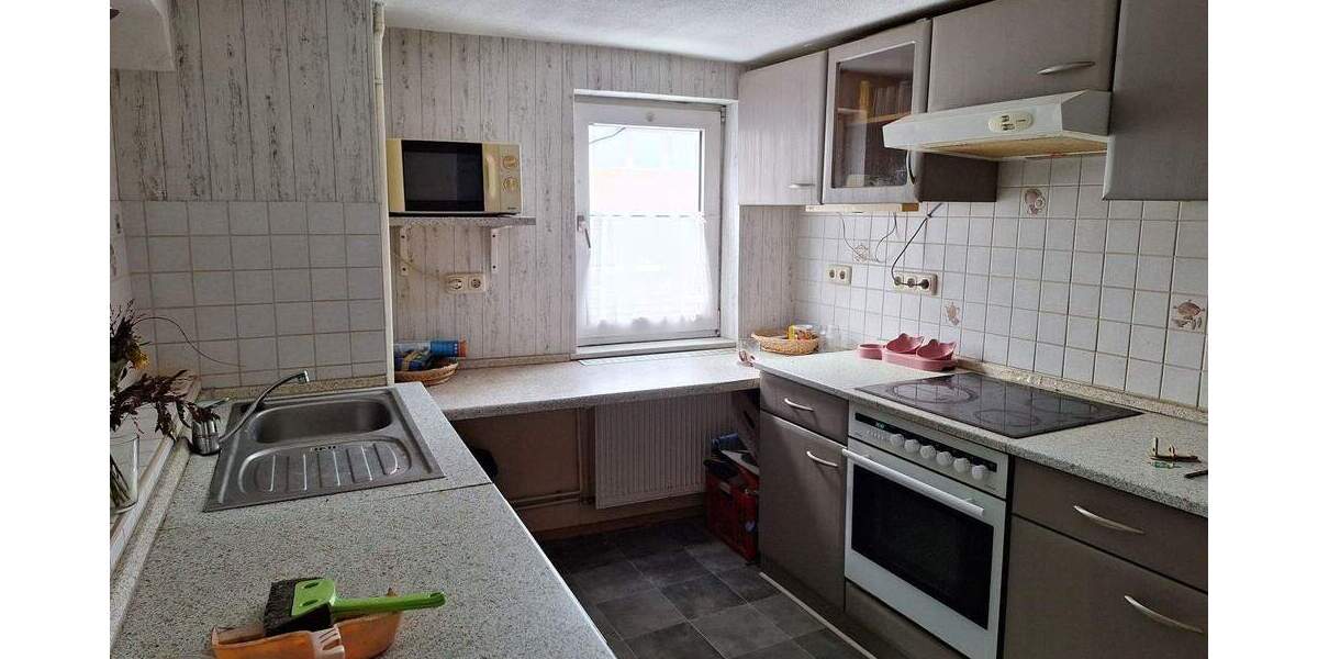 Mehrfamilienhaus, Wohnhaus Gudensberg - 6 Zimmer, 1.200&euro; | Angebot:24871407
