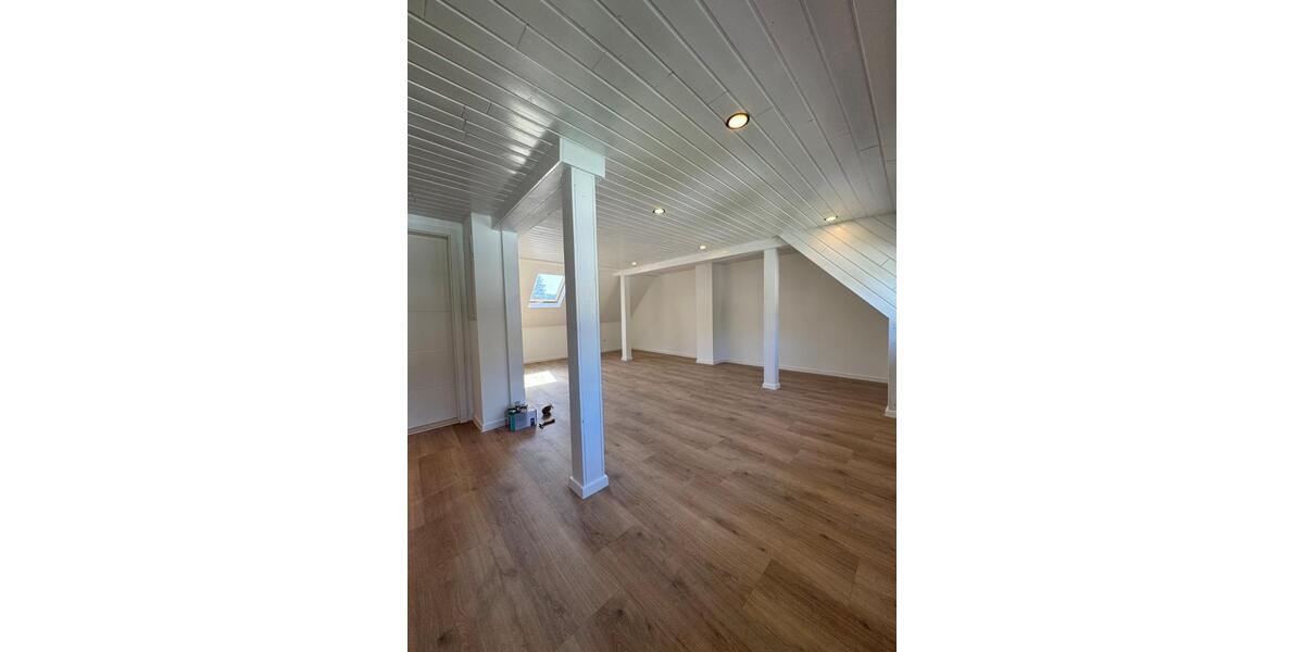 Modernisiertes Reihenendhaus mit Garten & Stellplatz in Koblenz! 5.5 zimmer